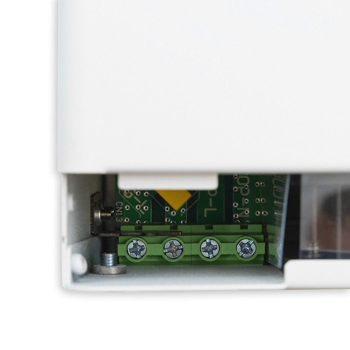 Qoltec modular hybrid off-grid solar inverter 1500W, 100A, 12V, MPPT, sinus, Wi-Fi option, power factor 1.0